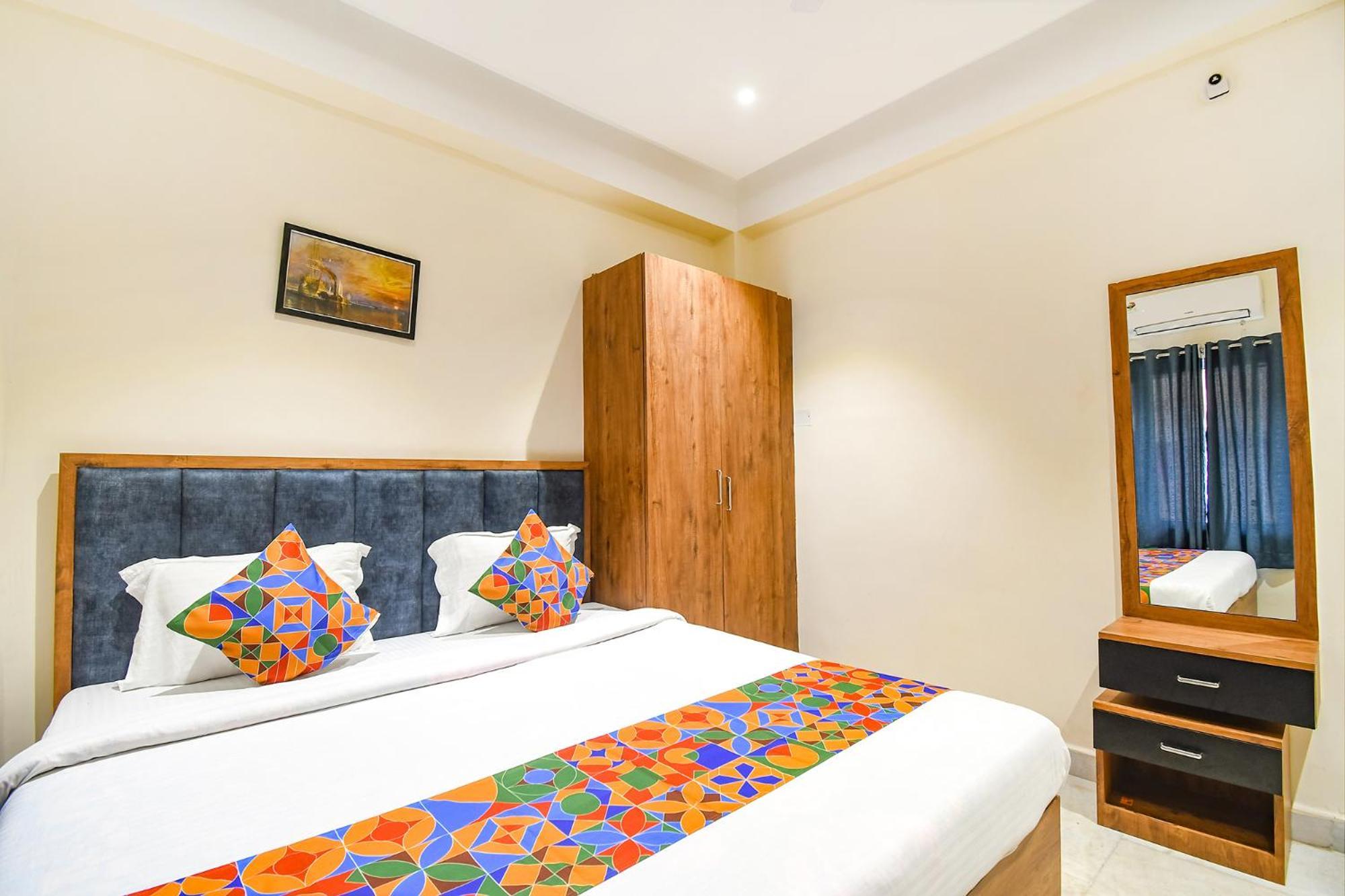 Fabhotel Prime The Golden Plaza - Nr Tarapith Temple Екстер'єр фото