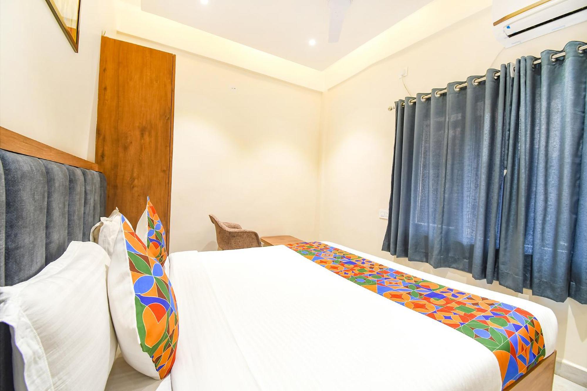 Fabhotel Prime The Golden Plaza - Nr Tarapith Temple Екстер'єр фото